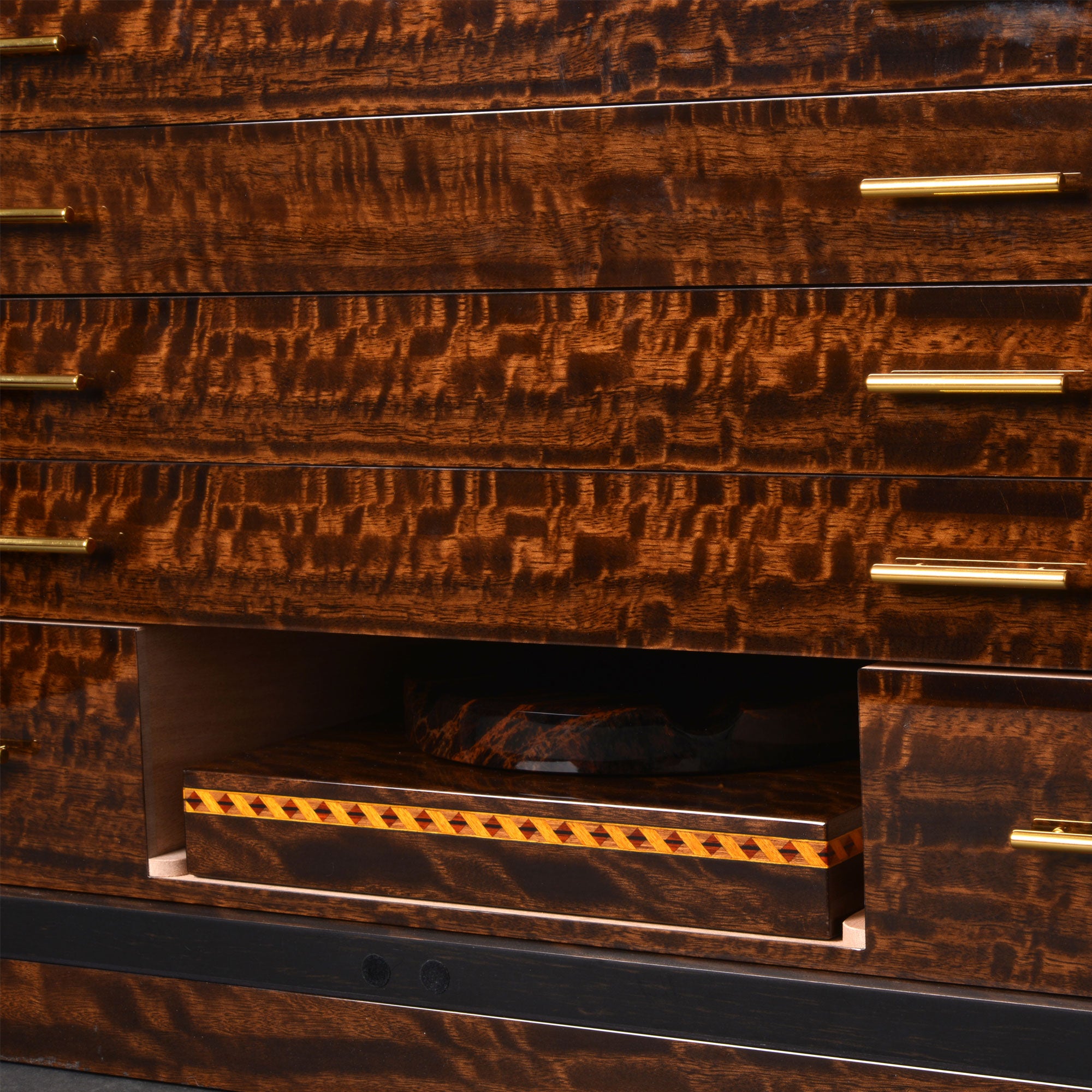 "45th anniversary Elie Bleu" - Cabinet 350 cigars