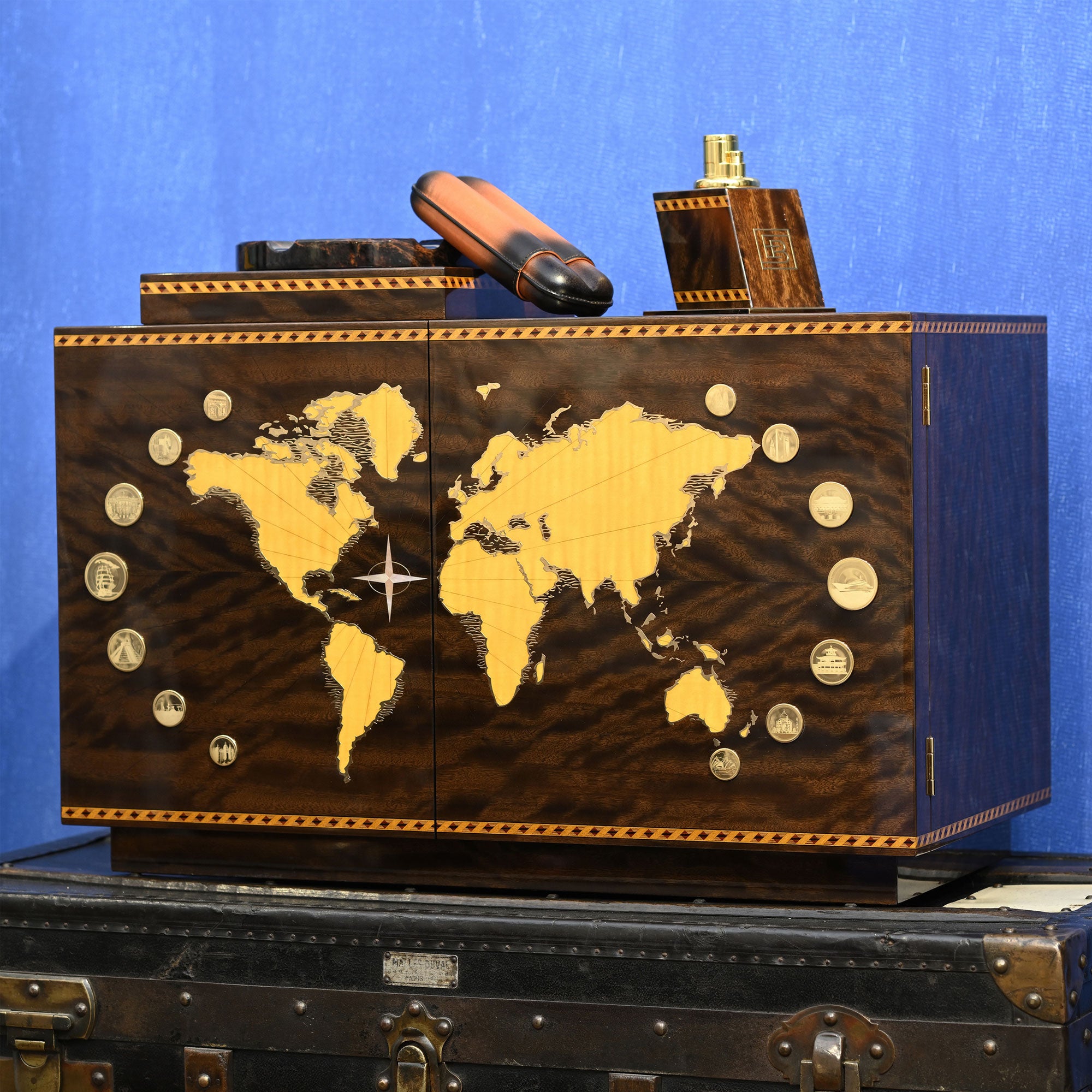 "45th anniversary Elie Bleu" - Cabinet 350 cigars