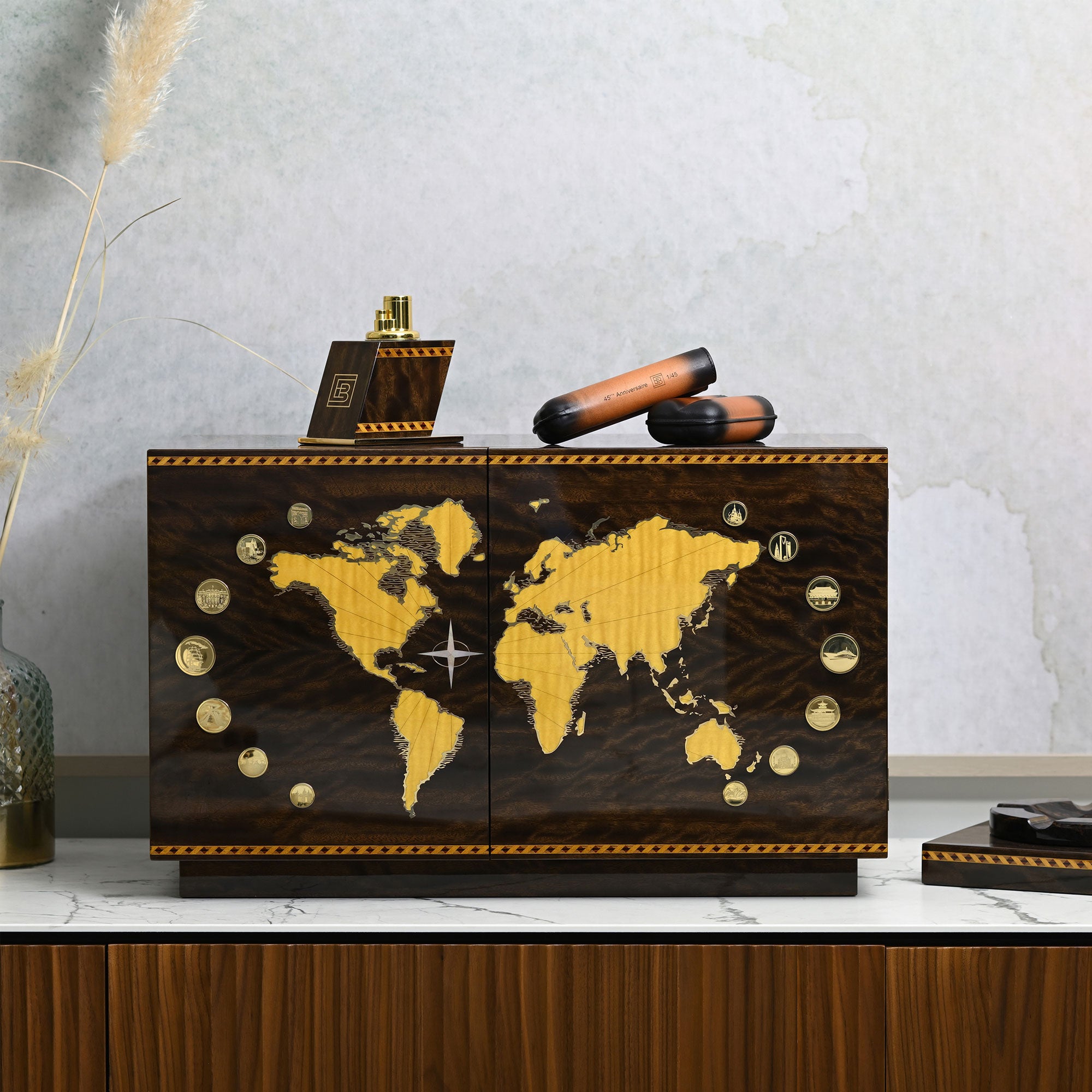 "45th anniversary Elie Bleu" - Cabinet 350 cigars