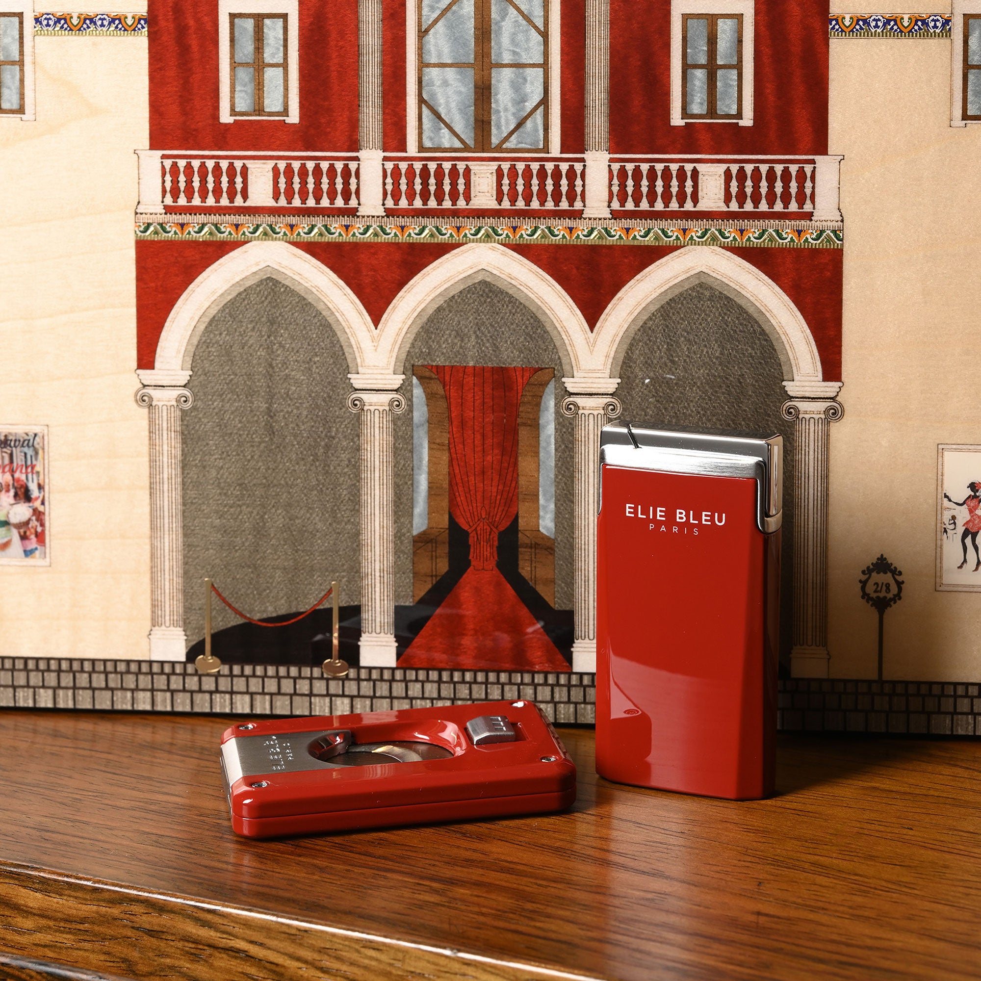 Briquet de Poche luxueux pour cigare rouge avec coupe-cigare rouge sur un décor