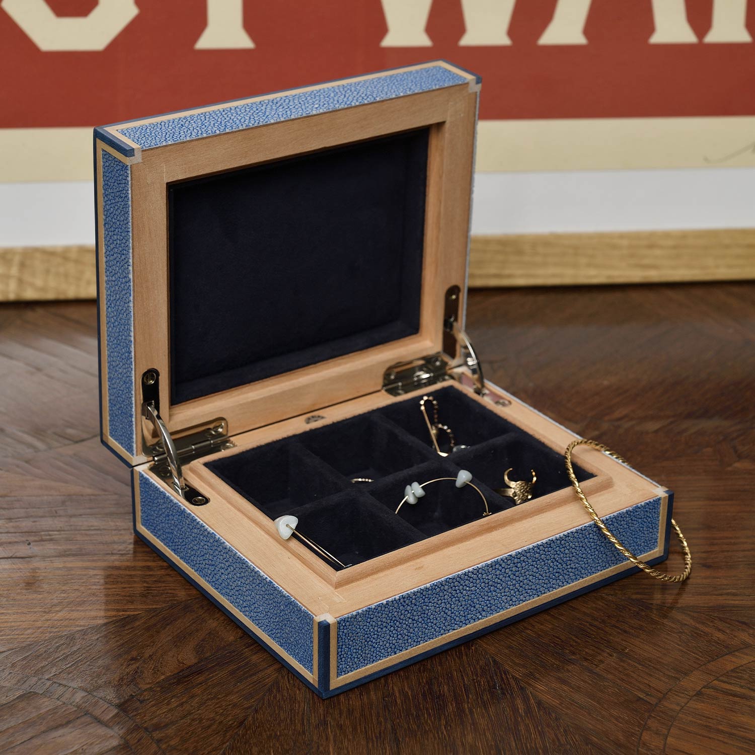 "Galuchat" - Coffret pour 6 paires de Boutons de Manchette - Elie Bleu