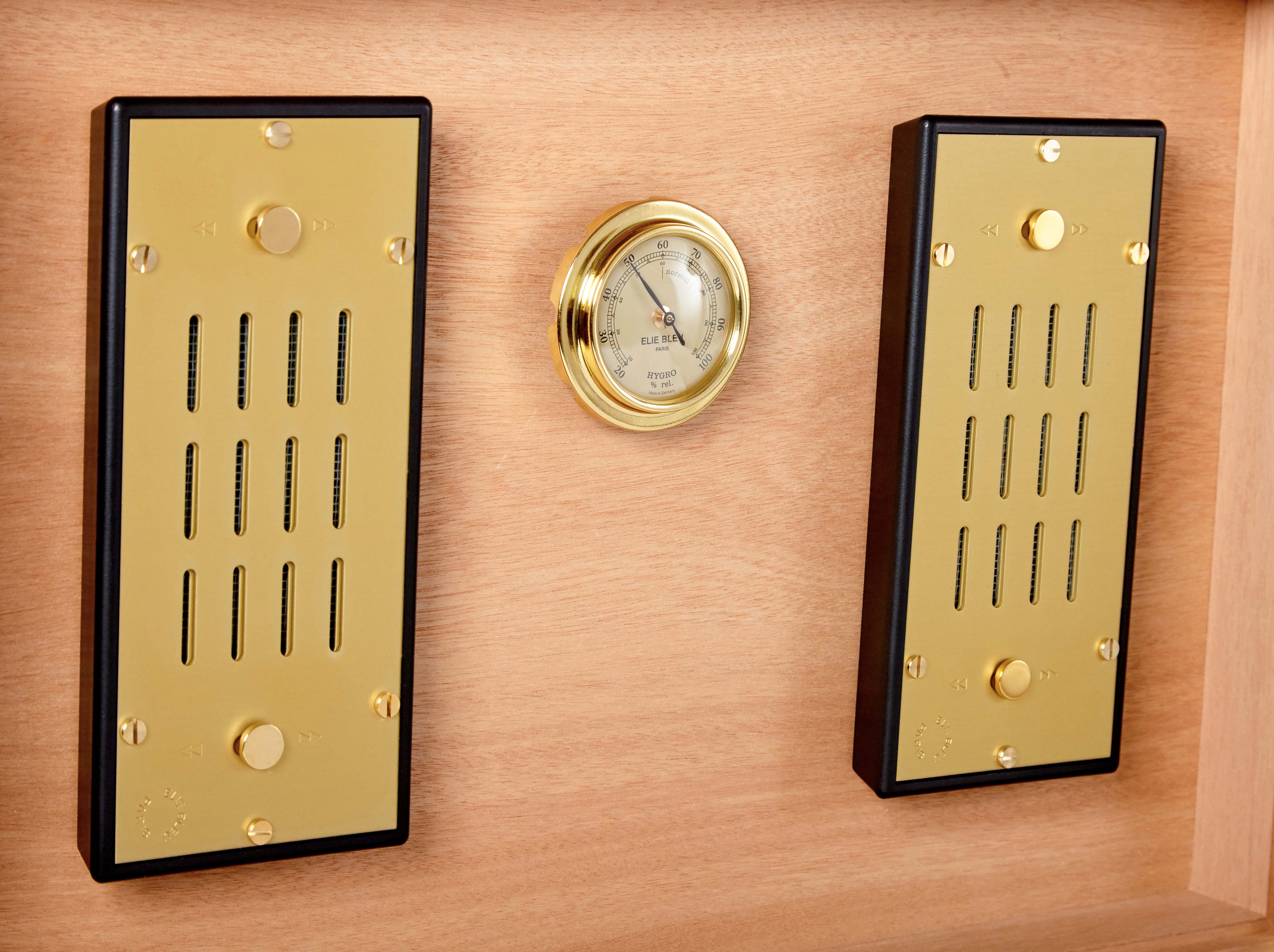 "Ebène de Macassar" - 110 Cigares - Elie Bleu