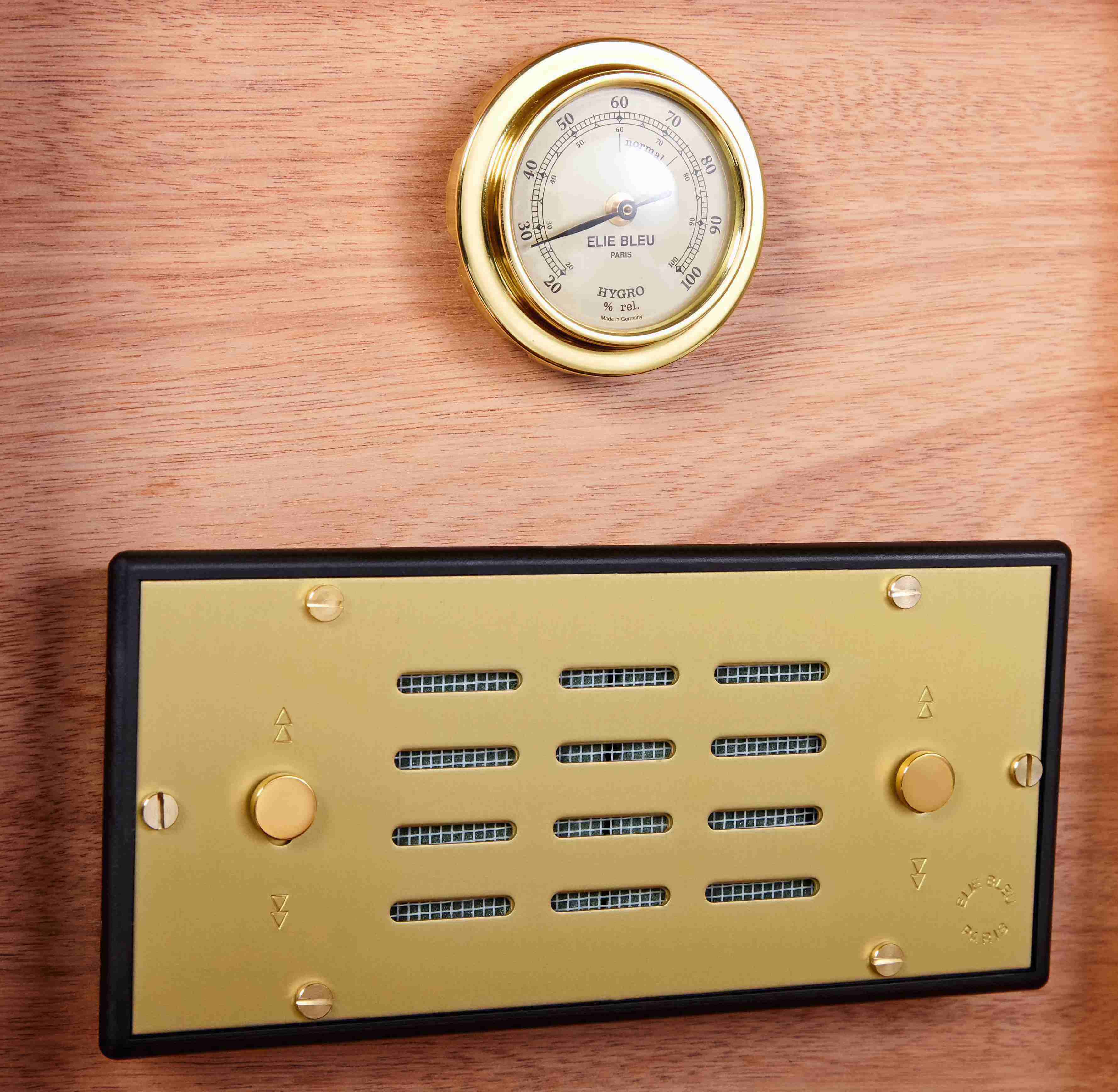 "Ebène Vert" - 75 Cigares - Elie Bleu