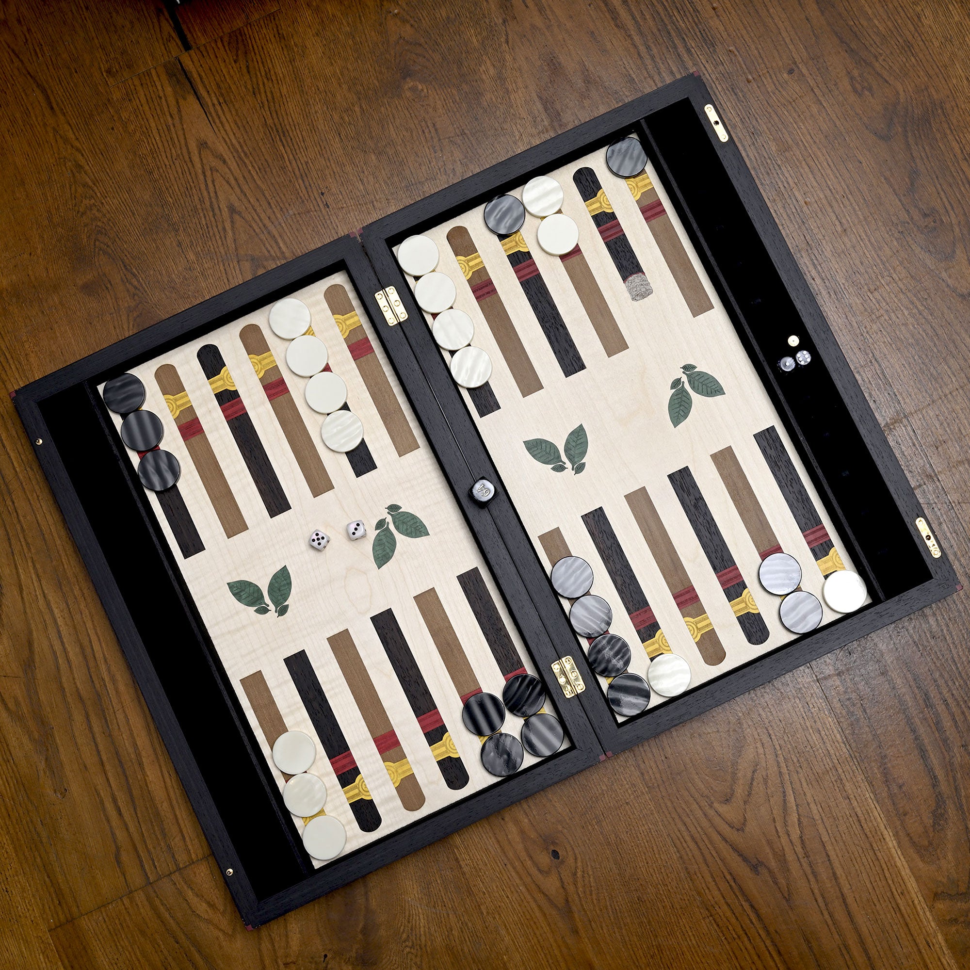 "Flor de Alba" - Backgammon