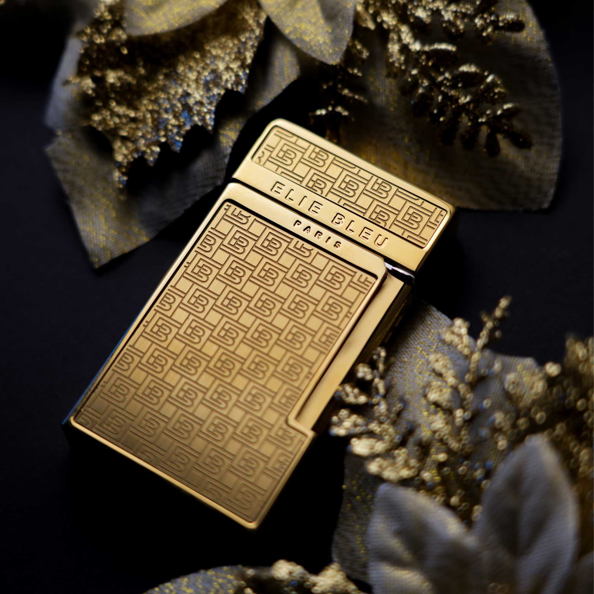 "Diamond Jetflame" Gold Monogram Pattern - Cigar Lighter