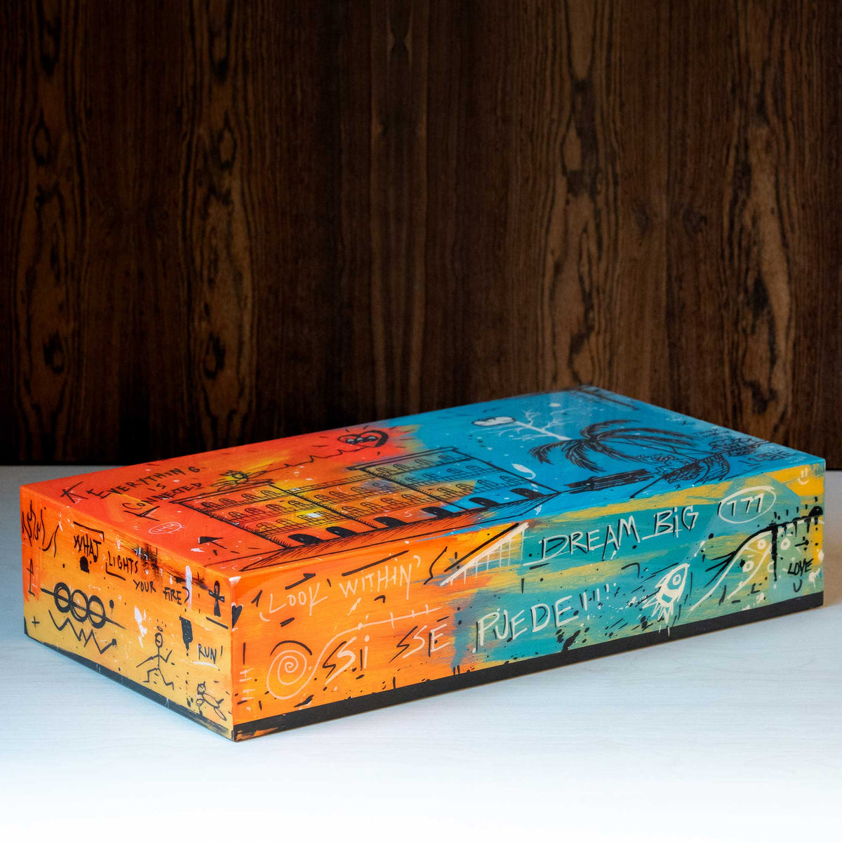 Coffret 110 cigares "Everything Is Connected" par l'artiste Kota