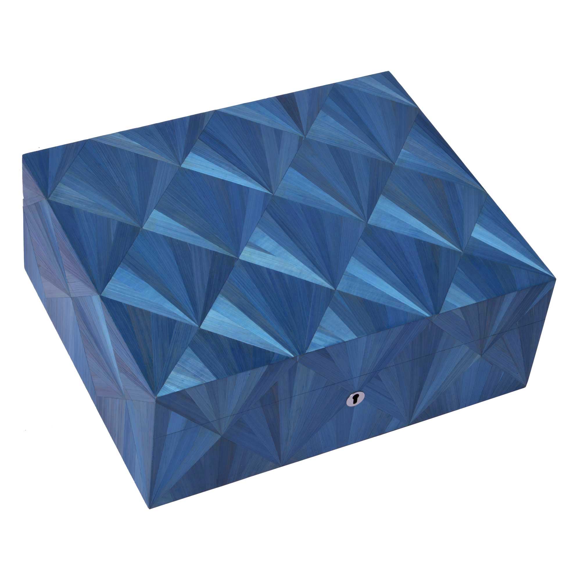 "Marqueterie de paille" Fan - 75 Cigares