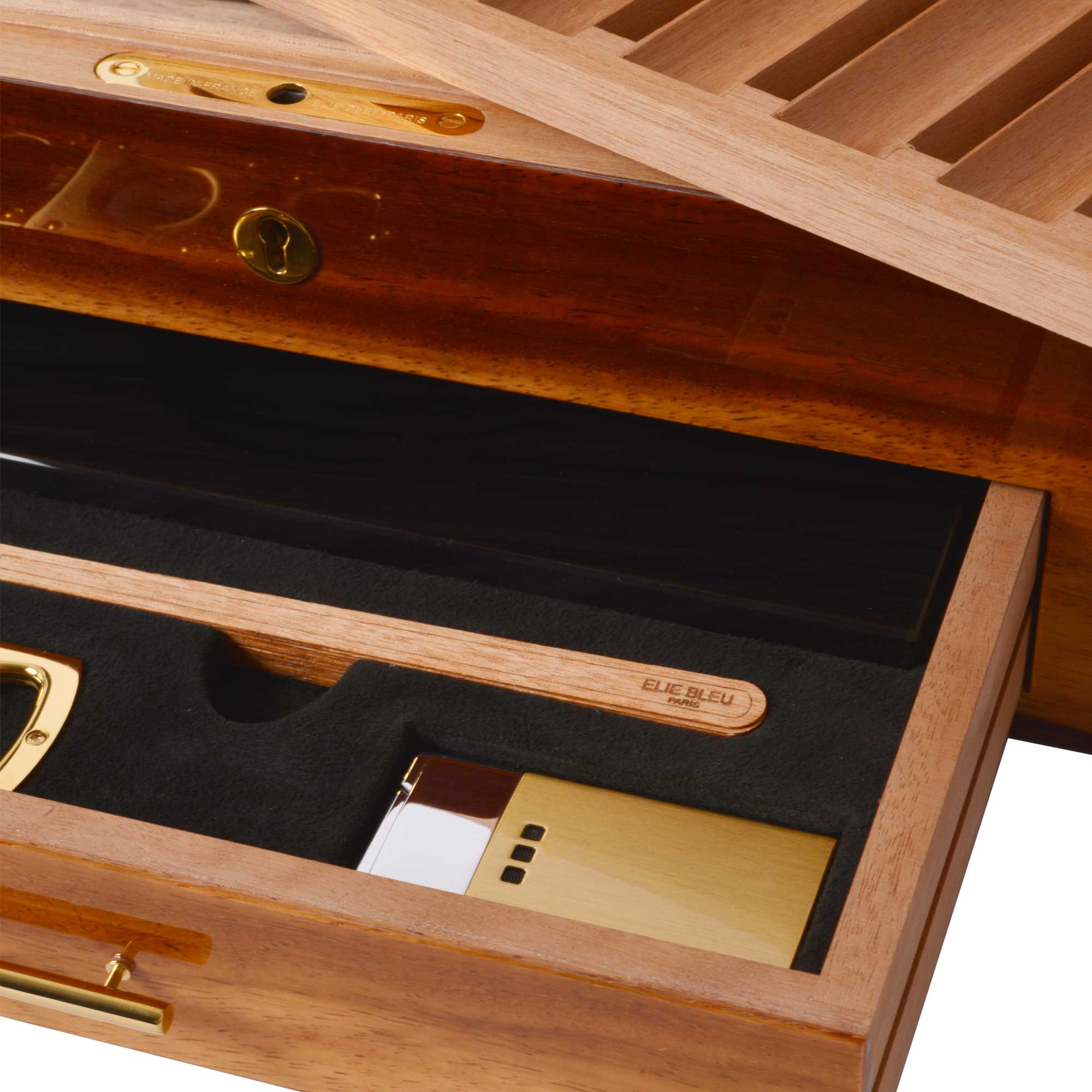 "Padouk" - 6 Cigars and Accessories