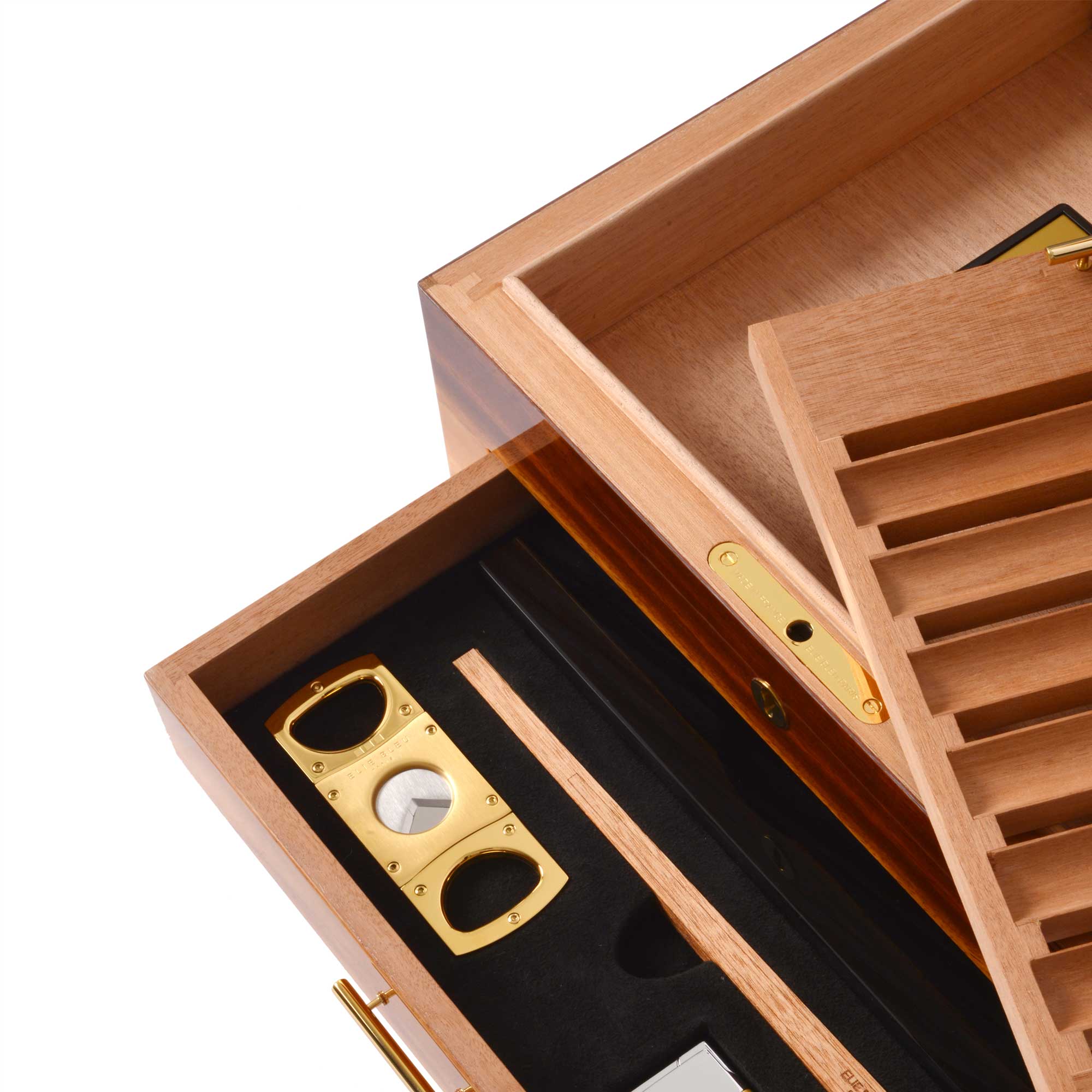 "Padouk" - 6 Cigars and Accessories