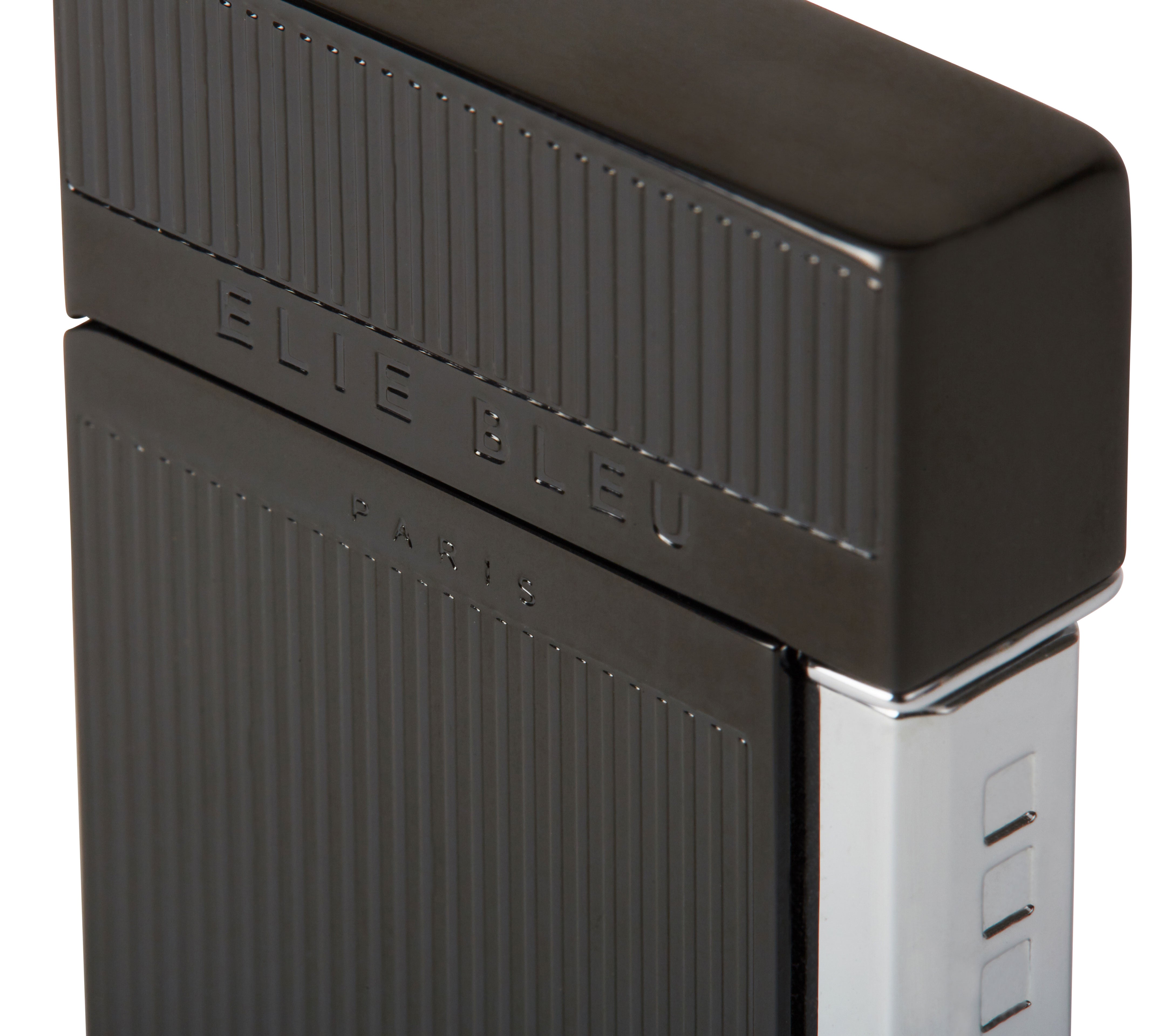 briquet de poche monochrome zoom